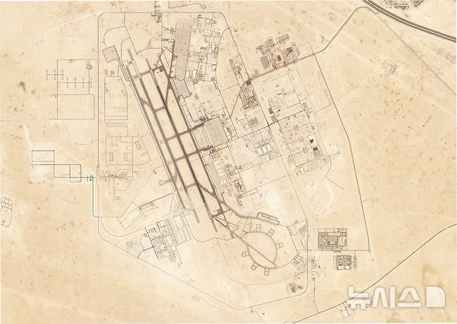 [도하=AP/뉴시스]플래닛 랩스 PBC가 촬영한 위성 이미지로, 지난 15일 카타르 도하 외곽에 있는 알 우데이드 공군기지의 모습. 2025.06.24.