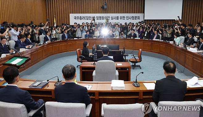김민석 국무총리 후보자 인사청문회 (서울=연합뉴스) 김주형 기자 = 24일 서울 여의도 국회에서 김민석 국무총리 후보자 인사청문회가 열리고 있다. 2025.6.24 kjhpress@yna.co.kr