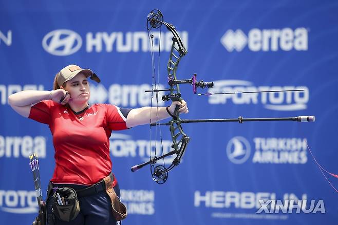 여자 컴파운드 양궁 세계 2위 깁슨 [신화=연합뉴스]