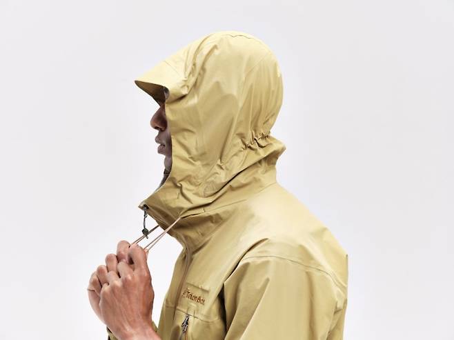 티톤브로스 야리재킷 LF 제공