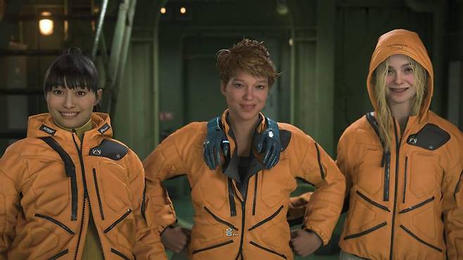 배우들의 표정이 좋다.