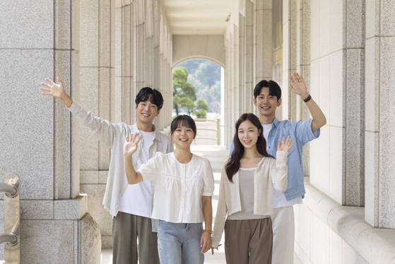 경복대학교는 남양주시와 손잡고 첨단 산업 조성에 발맞춰 AI융합디자인학부를 신설하는 등 첨단산업 인재 양성에 주력하고 있다.