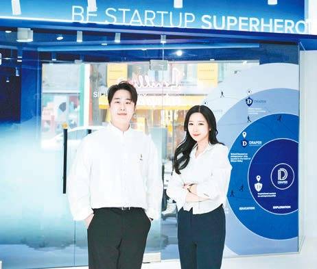 종합광고대행사 네스트랩의 송근선 대표(왼쪽)와 윤혜린 이사. [사진 네스트랩]