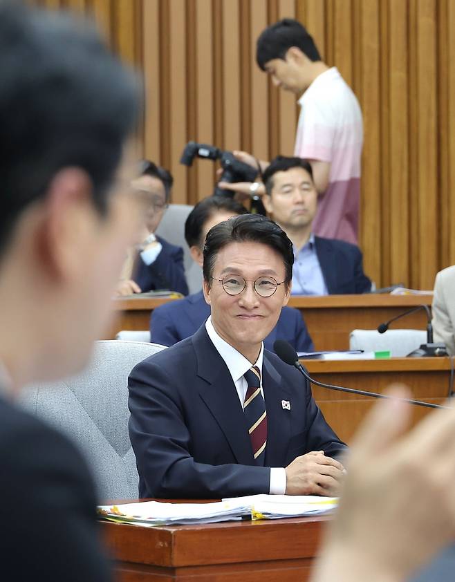 김민석 국무총리 후보자가 25일 서울 여의도 국회에서 열린 인사청문회에 출석해 국민의힘 주진우 의원의 질의를 받고 있다. 사진=연합뉴스