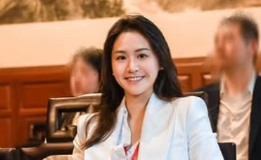 홍콩의 24세 최연소 구의원 앤젤 총 응아팅이 미인대회에 참가해 화제다. [사진출처 = 앤젤 총 응아팅 인스타그램]