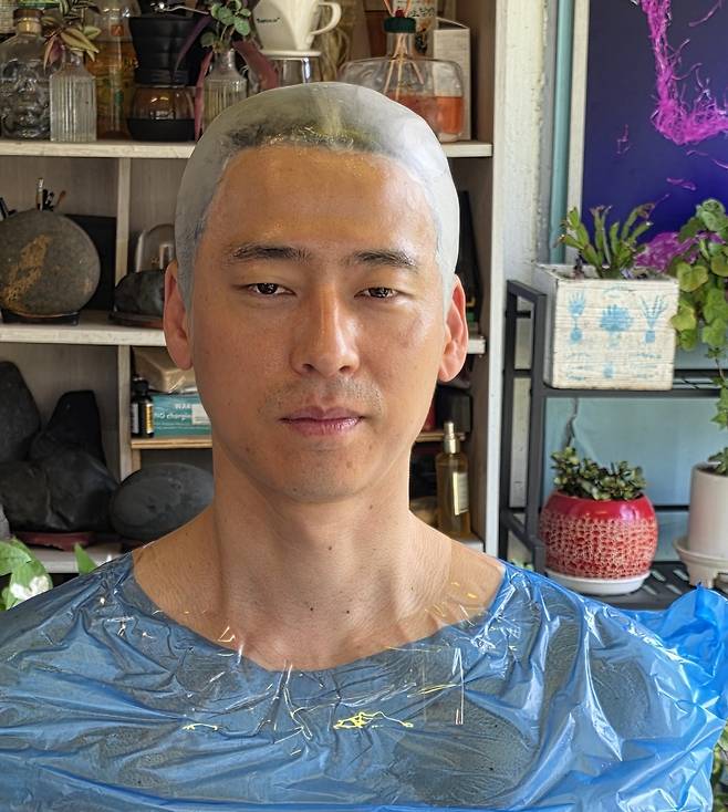 연극 ‘유령’에서 황종배를 연기한 홍의준의 데드마스크 제작기 [한국분장 제공]