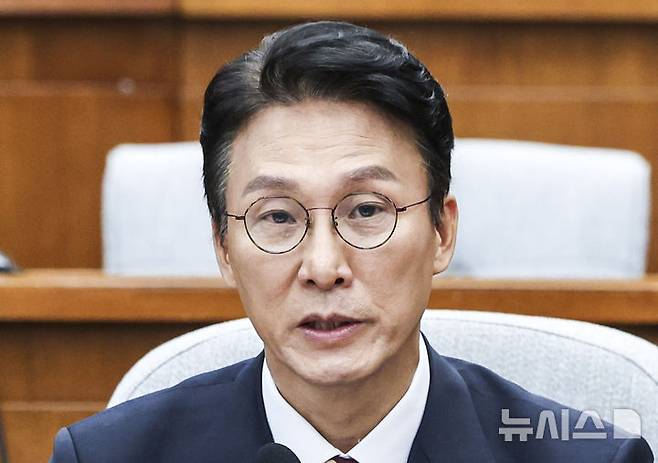 [서울=뉴시스] 김금보 기자 = 김민석 국무총리 후보자가 25일 서울 여의도 국회에서 열린 인사청문회에서 질문에 답하고 있다. 2025.06.25. kgb@newsis.com