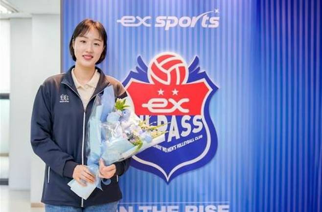 현대건설에서 15시즌을 뛰고 한국도로공사로 이적한 황연주. 도로공사