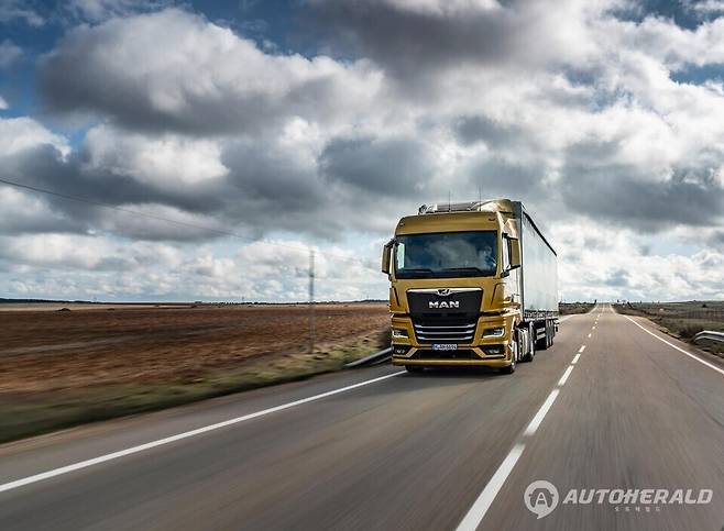 만트럭버스코리아 뉴 MAN TGX 트랙터 (만트럭버스)