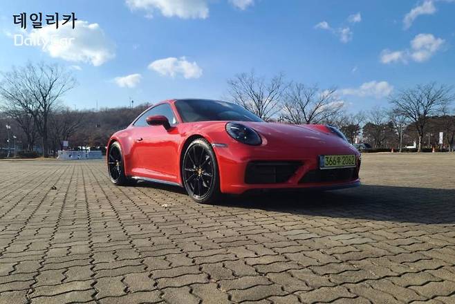 포르쉐 911 카레라 (911 Carrera)