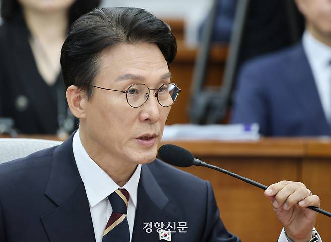 김민석 국무총리 후보자가 지난 25일 국회에서 열린 인사청문회에서 의원질의에 답하고 있다. 박민규 선임기자