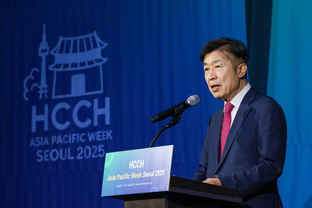 ‘HCCH 아시아·태평양 주간 서울 2025’에서 축사를 하고 있는 전성수 서초구청장. 서초구청 제공
