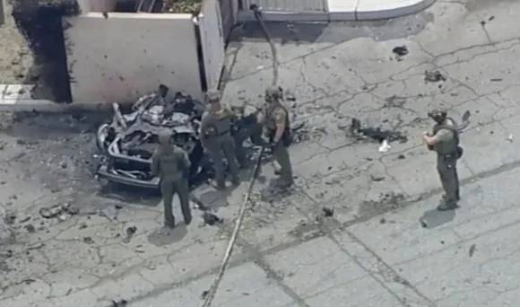 지난달 17일 미 캘리포니아주 팜스프링스에서 차량 폭발 테러로 심하게 파손된 난임 클리닉 건물. AP 연합뉴스