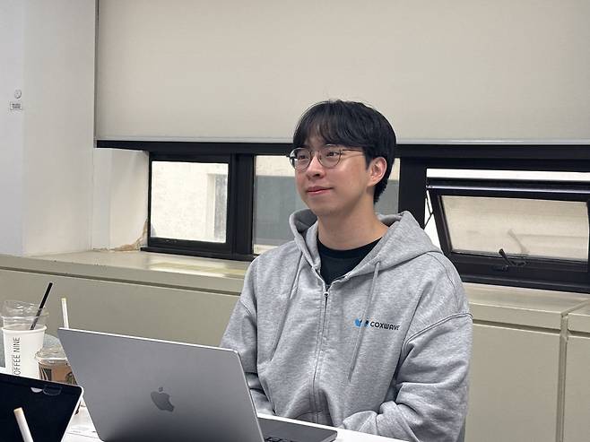 김주원 콕스웨이브 각자 대표가 서울 영등포구 여의도 콕스웨이브 사무실에서 조선비즈와 인터뷰하고 있다./콕스웨이브 제공