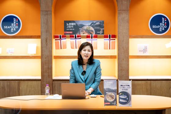 김소형 한의학박사는 '100세 시대 잘 먹고 잘 사는 법'을 주제로 강연했다. 사진 노르웨이수산물위원회
