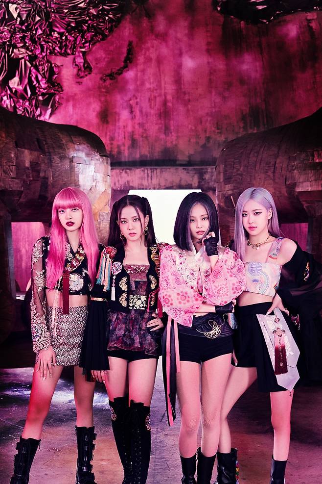 Blackpink's hanbok styling in the music video for "How You Like That" (2020) [YG Entertainment]