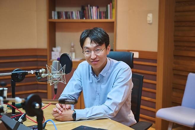 정희원 교수가 경제적인 측면에서도 ‘저속노화’가 중요하다고 강조했다. 사진| MBC