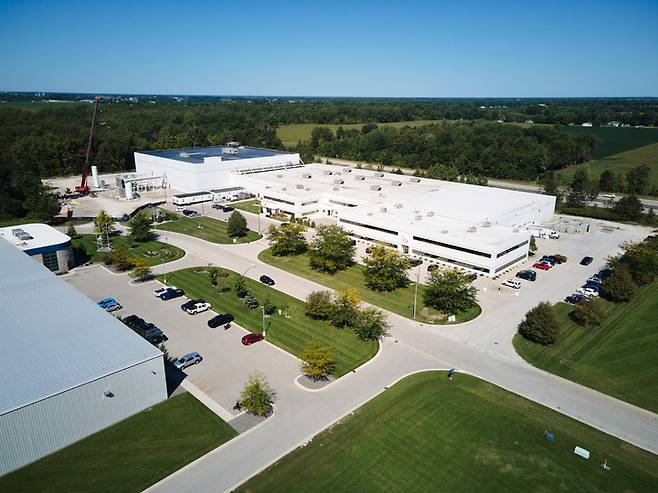 [서울=뉴시스]SK실트론CSS 미국 베이시티 공장 전경 (사진 = SK실트론) 2022.11.29. photo@newsis.com *재판매 및 DB 금지