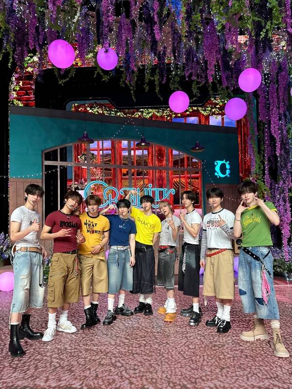 ▲ 26일 방송된 Mnet '엠카운트다운'에서 신곡 '셋넷고?!' 무대를 최초로 공개한 크래비티. 이들은 27일 오후 5시 5분 방송되는 KBS2 '뮤직뱅크'에서 그 무대를 이어간다. 제공|스타쉽엔터테인먼트