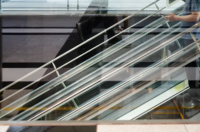 24b0d76bb08a69e879bad4a536ef203ea55e5e8cb7a06eba24