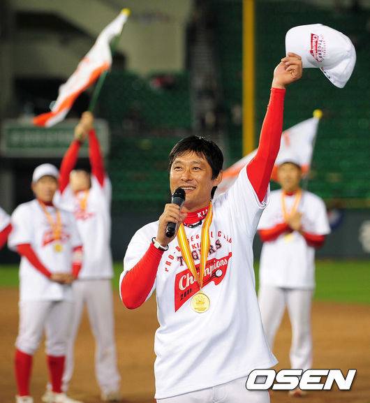 [OSEN=민경훈 기자] 한국시리즈 7차전 KIA 이종범.