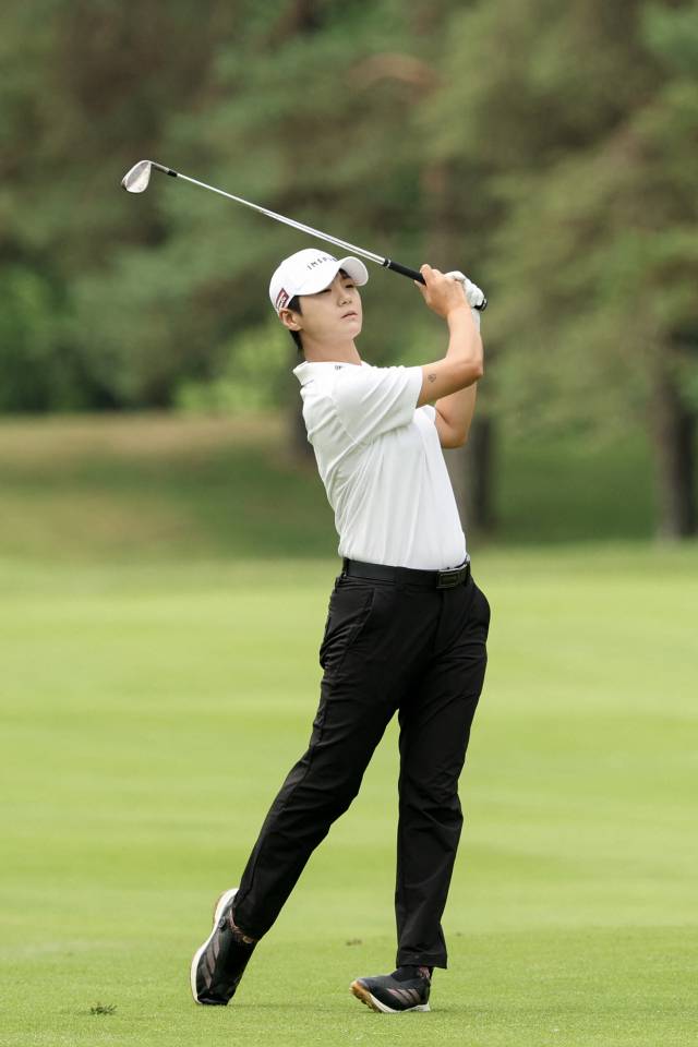 아이언 샷을 하고 있는 박성현. 사진 제공=AFP연합뉴스