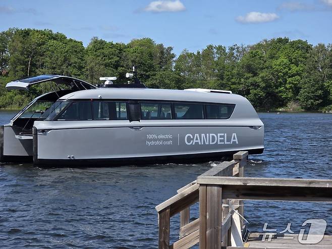 스웨덴 전기 선박 스타트업 '칸델라'의 P-12 선박. ⓒ News1 이형진 기자