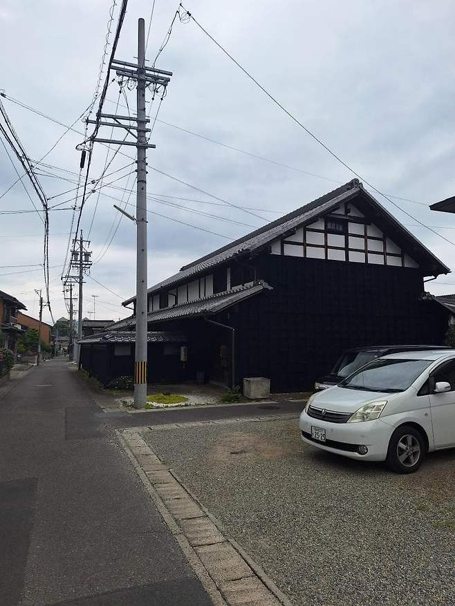 7fed8273b5846af451ee86e54f827473caf6c9b8e8a8943aecd52f8e20da6f49