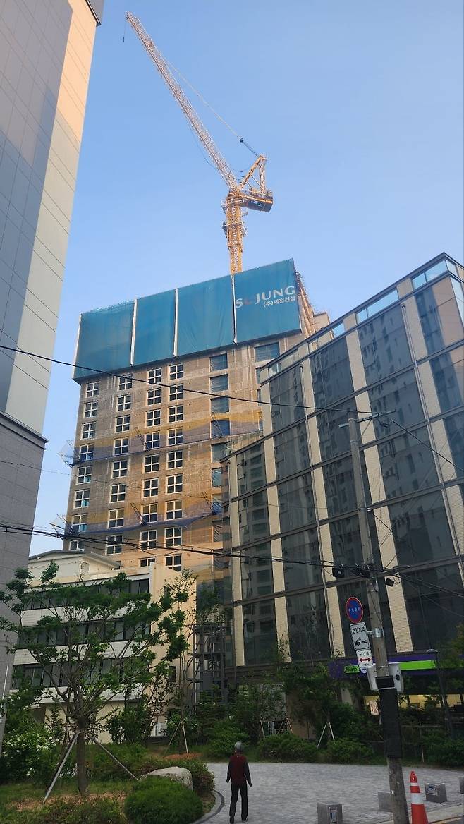 서울에서 공사 중인 청년안심주택. 사진=한경DB