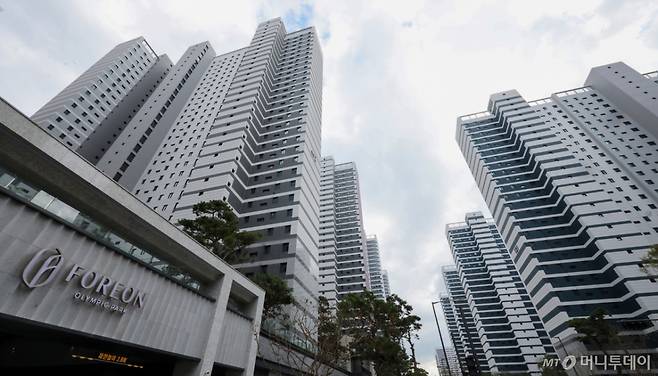 1만2032가구의 서울 강동구 올림픽파크포레온 아파트 단지 모습. /사진=뉴스1