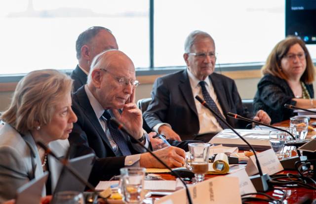 ▲ 유대인 피해자들의 협상 창구 역할을 해온 ‘유대인 청구회의’(JCC)와 독일 정부 관계자들이 2024년6월 뉴욕에서 협상을 벌이는 모습 ⒸClaims Conference