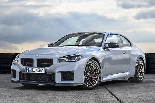 BMW M2 CS