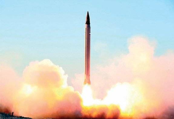 이란 ‘에마드’ 중거리탄도미사일. 위키피디아