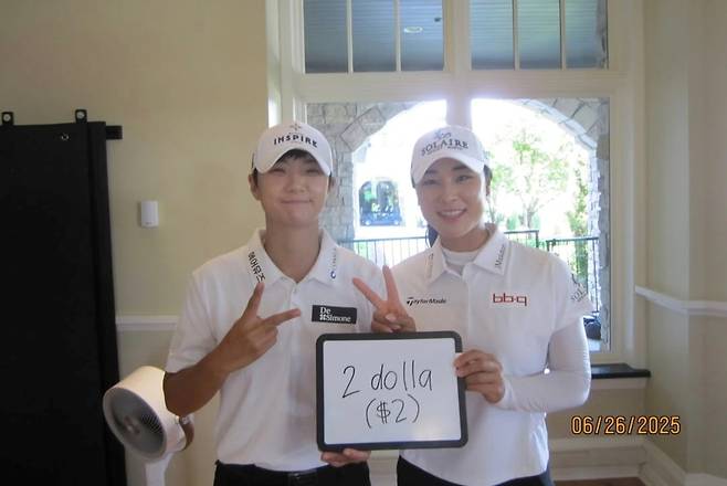 박성현(왼쪽)과 윤이나 [LPGA 코리아 소셜 미디어 사진. 재판매 및 DB 금지]