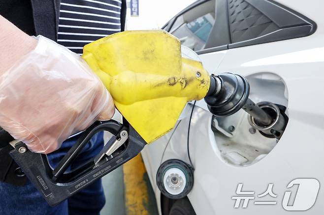 서울의 한 주유소 모습. 2025.4.21/뉴스1 ⓒ News1 민경석 기자