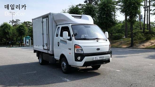 BYD T4K 냉동탑차