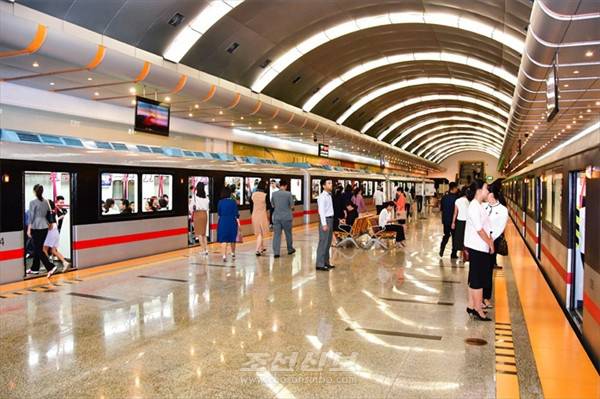 재일본조선인총연합회 기관지 조선신보는 30일 북한 평양의 지하철이 편리하게 변하고 있다고 보도했다. 연합뉴스