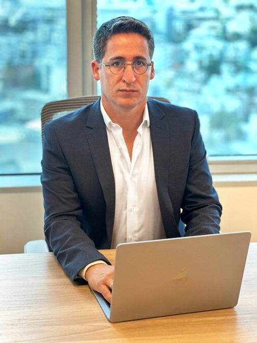 에란 슈타우버 
울트라레드 CEO