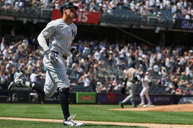 애런 저지가 멀티홈런으로 메이저리그 홈런 단독 2위에 올랐다. 사진은 양키스에서 활약 중인 저지의 모습. /사진=로이터