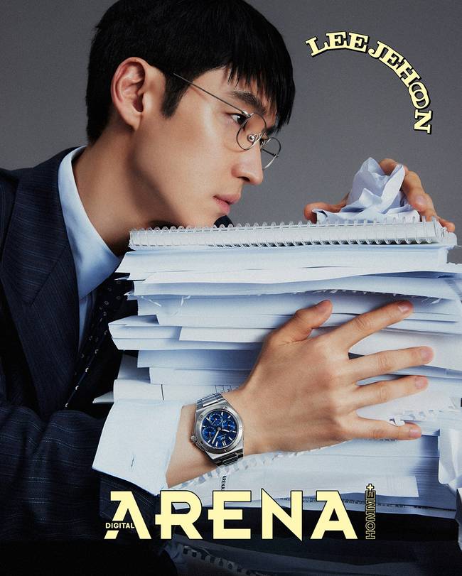 사진=아레나 옴므 플러스