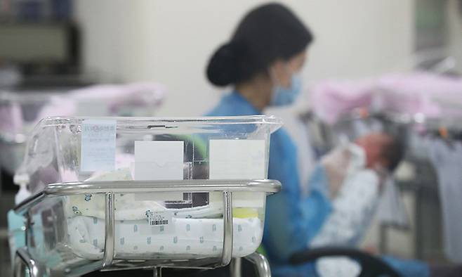 한 병원 신생아실.(기사와 직접적인 관련이 없음) 연합뉴스