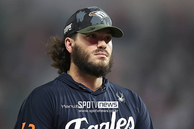 ▲ 올 시즌 리그 최고의 선발 투수로 공인되며 투수 4관왕에 도전하고 있는 코디 폰세 ⓒ곽혜미 기자