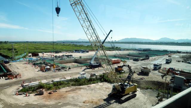 부전~마산 복선전철 건설 사업이 2020년 터널 붕괴 사고 이후 공정률 97.8%서 5년째 표류 중이다. 붕괴 사고가 발생했던 부산 사상구 부전~마산 복선전철 건설 현장. 정종회 기자 jjh@