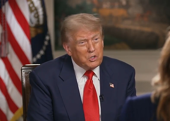 도널드 트럼프 미국 대통령이 지난달 29일(현지 시간) 공개된 폭스뉴스와의 인터뷰에서 8일로 예고된 상호관세를 더 유예하지 않을 것임을 시사하는 발언을 했다. 사진 출처 폭스뉴스 홈페이지