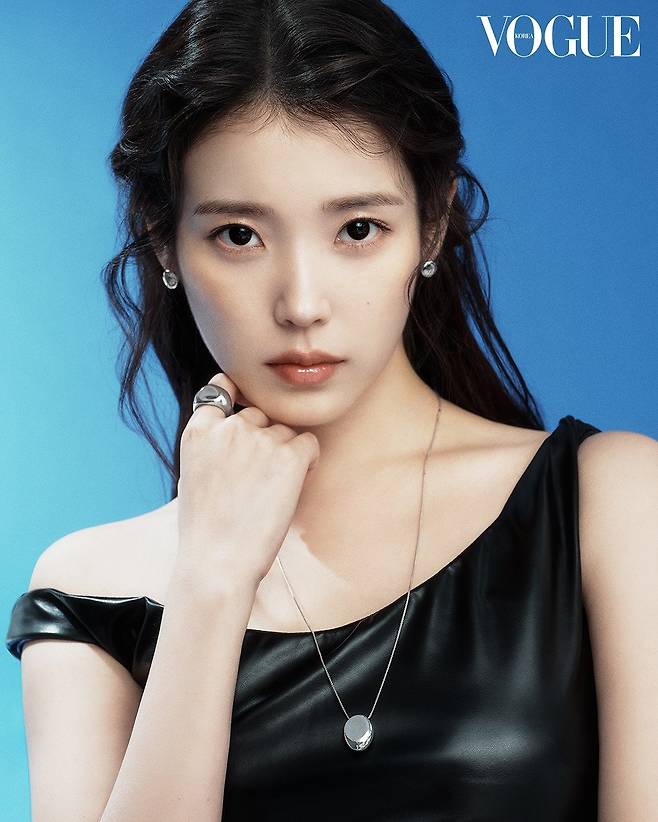 보그 코리아 아이유 제이에스티나 화보