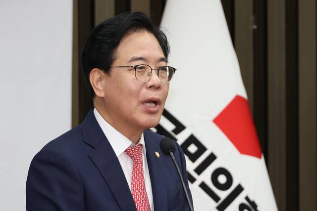 ▲ 국민의힘 송언석 원내대표가 30일 서울 여의도 국회에서 열린 의원총회에서 발언하고 있다. 2025.6.30 연합뉴스