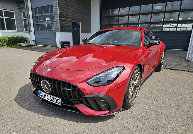 AMG GT 63 프로 4MATIC+ 외관. 독일 아팔터바흐=서재근 기자