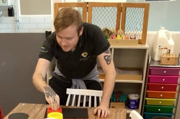 아동 성폭행 혐의를 받는 호주 멜버른의 보육교사 조슈아 데일 브라운. 현지 경찰 제공