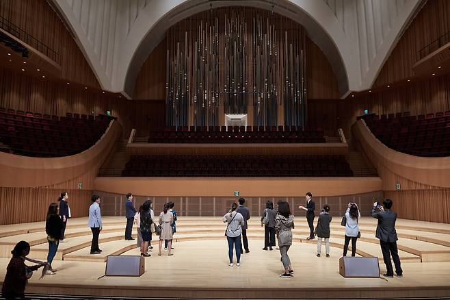 롯데콘서트홀 '스테이지투어' [롯데콘서트홀 제공. 재판매 및 DB금지]