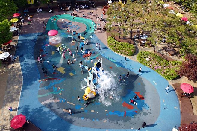 양구군 청소년수련관 야외 물놀이시설 [양구군 제공. 재판매 및 DB 금지]